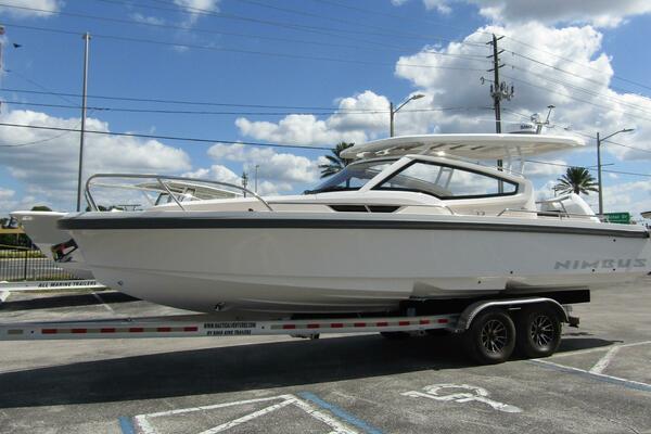 30ft Nimbus Yacht For Sale