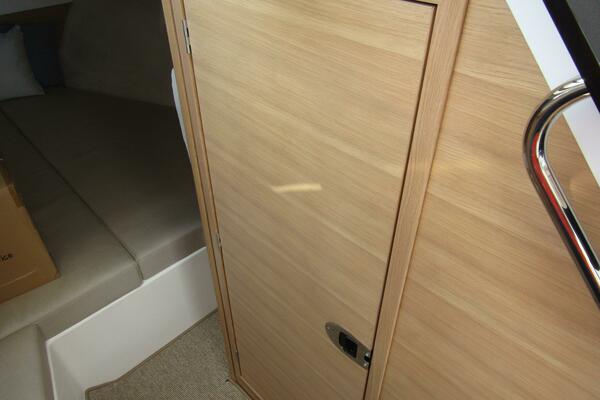 30ft Nimbus Yacht For Sale