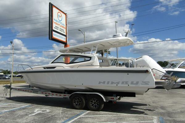 30ft Nimbus Yacht For Sale