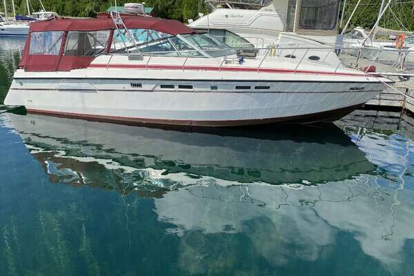 33-ft-Chris-Craft-1988-33 AmeroSport-Nice n Naughty Wiarton Ontario Canada  yacht for sale