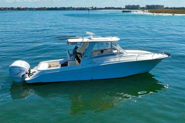 Hydra-Sports 3500 VX Repowered Yacht For Sale