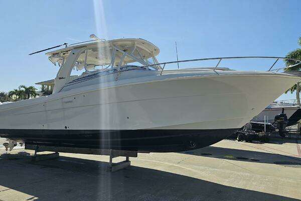 Hydra-Sports 3500 VX Repowered Yacht For Sale