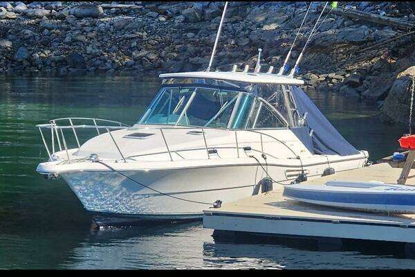 30-ft-Pursuit-2000-3000 Express- Vancouver British Columbia Canada  yacht for sale