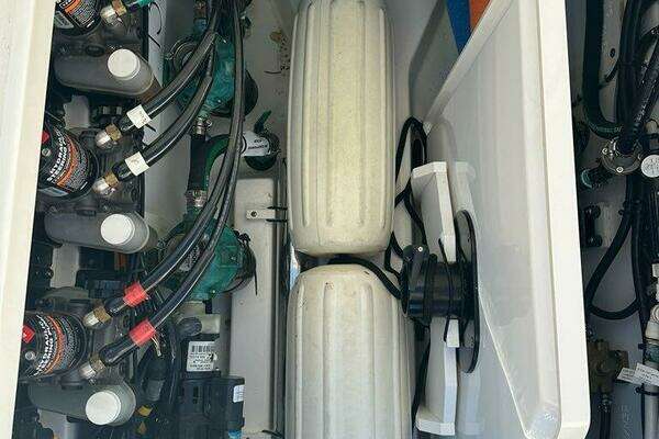 Pursuit 355 OS Yacht For Sale