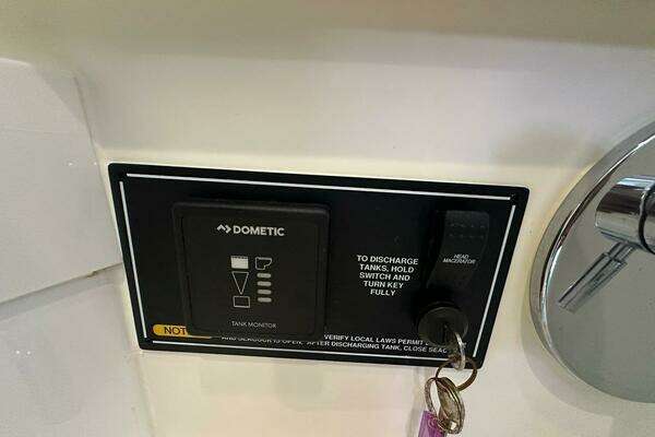 Pursuit 355 OS Yacht For Sale