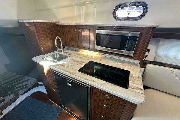 Pursuit 355 OS Yacht For Sale