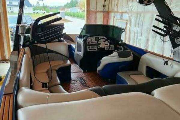 Photo of the 2017 MB F21