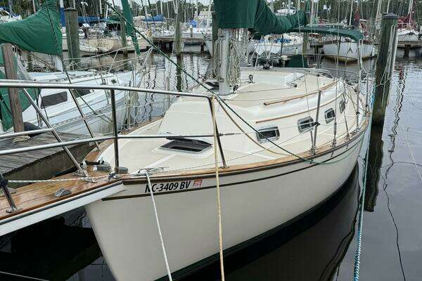 27-ft-Island Packet-1989-1989-YAKKO New Bern North Carolina United States  yacht for sale
