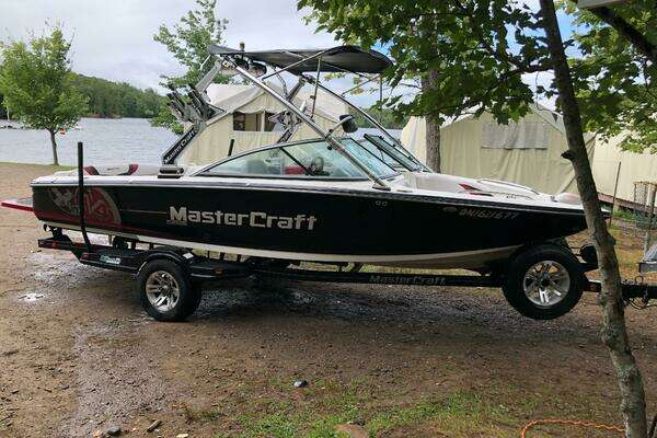 21-ft-Mastercraft-2008-X14- Minden Ontario Canada  yacht for sale
