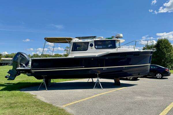 27-ft-Ranger Tugs-2025-R-27 LE- Midland Ontario Canada  yacht for sale