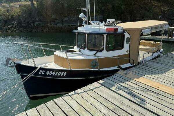 21-ft-Ranger Tugs-2013-R21-EC- Gabriola British Columbia Canada  yacht for sale