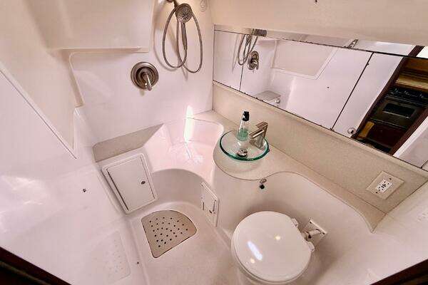 Catalina 355 Yacht For Sale