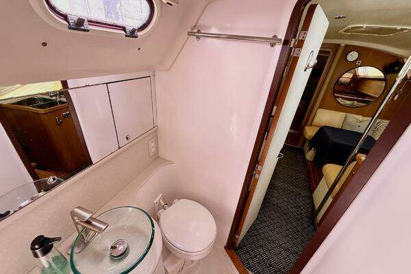 Catalina 355 Yacht For Sale