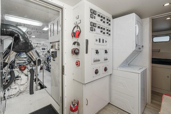 ECHOES 82ft Northcoast Yacht For Sale ECHOES 82ft Northcoast Yacht For Sale