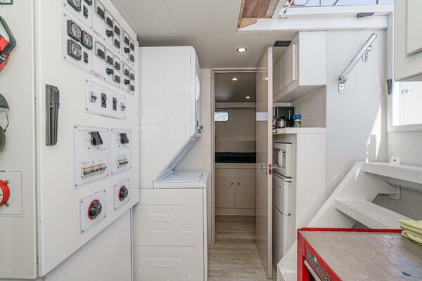 ECHOES 82ft Northcoast Yacht For Sale ECHOES 82ft Northcoast Yacht For Sale