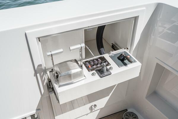 ECHOES 82ft Northcoast Yacht For Sale ECHOES 82ft Northcoast Yacht For Sale