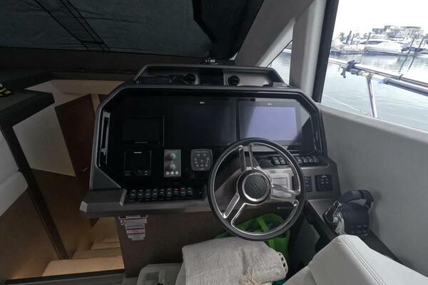 53ft Galeon Yacht For Sale