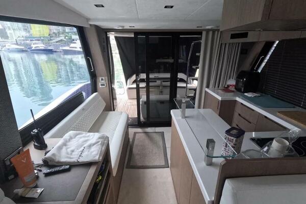 53ft Galeon Yacht For Sale