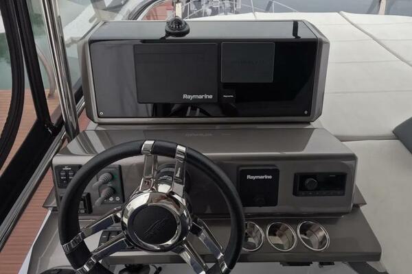 53ft Galeon Yacht For Sale