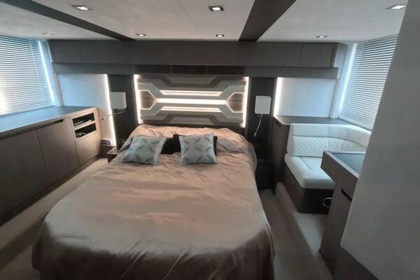 53ft Galeon Yacht For Sale
