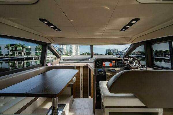 2015 Azimut 55