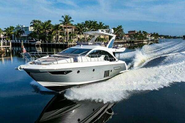 2015 Azimut 55