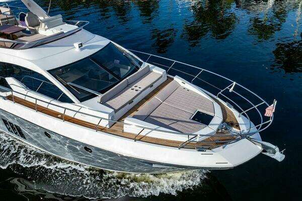 2015 Azimut 55