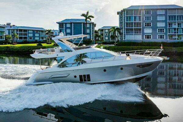 2015 Azimut 55