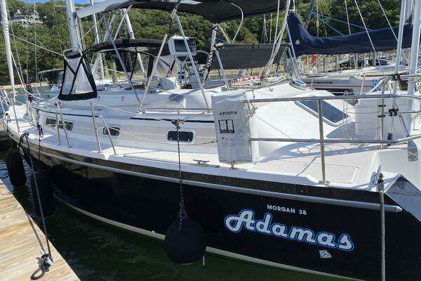 Photo of the 1997 Catalina Morgan 38