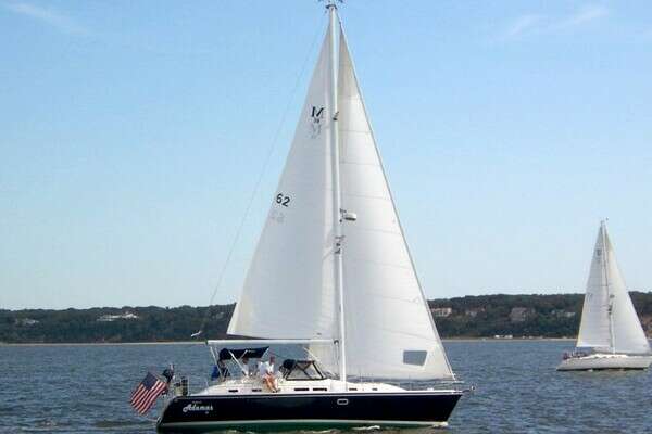 38-ft-Catalina Morgan-1997-38-Port Jefferson New York United States yacht for sale