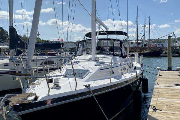 Photo of the 1997 Catalina Morgan 38