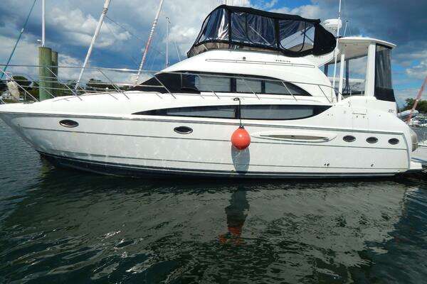 2005 Meridian 42