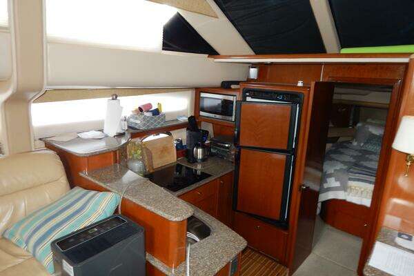 2005 Meridian 42
