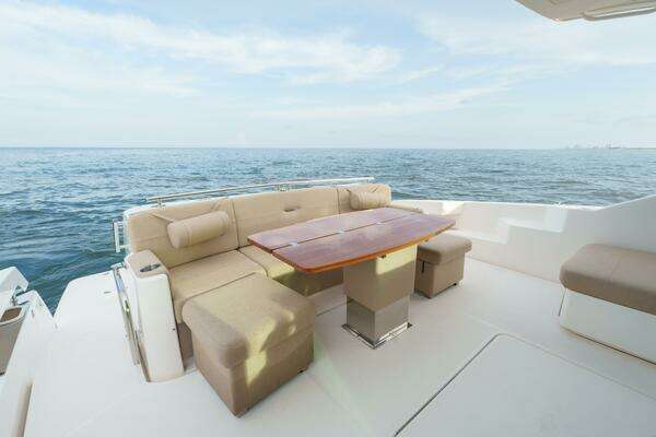 2017 Tiara Yachts 55