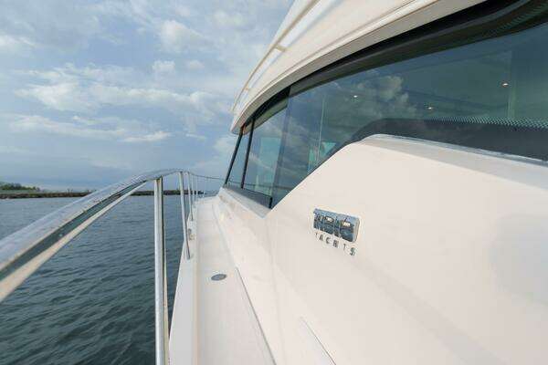 2017 Tiara Yachts 55