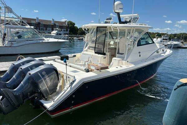 37-ft-Pursuit-2009-OS 375 Offshore-Newburyport Massachusetts United States yacht for sale
