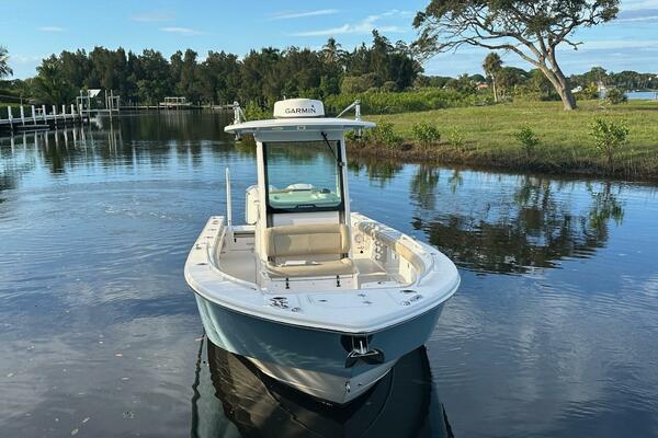 27ft Everglades Yacht For Sale