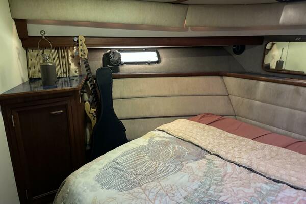 Morningstar 42ft Carver Yacht For Sale