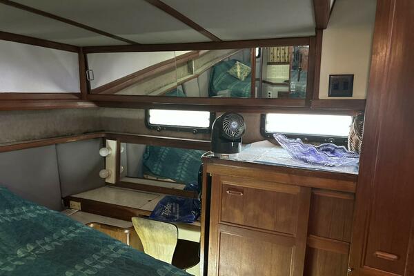 Morningstar 42ft Carver Yacht For Sale