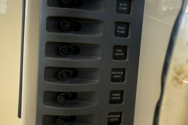 27ft Eastern Yacht For Sale