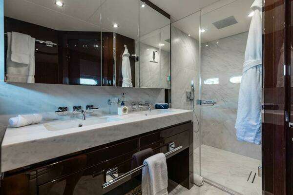 Sunseeker 95 yacht Yacht For Sale