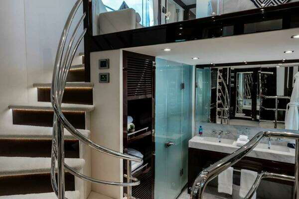 Sunseeker 95 yacht Yacht For Sale