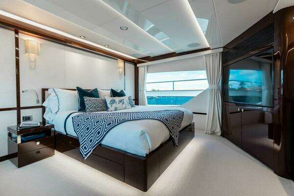 Sunseeker 95 yacht Yacht For Sale