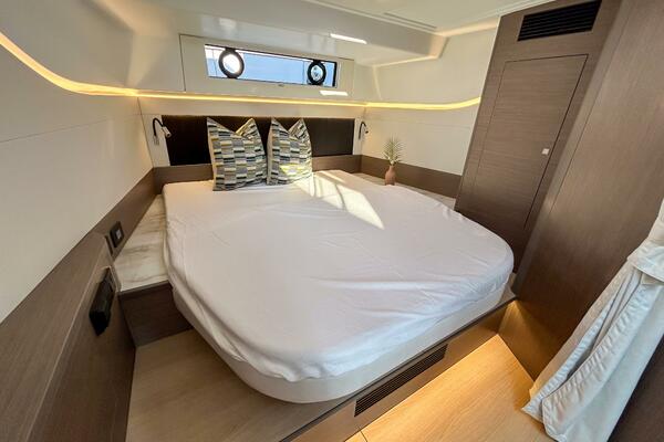 On Order 41ft Beneteau Yacht For Sale