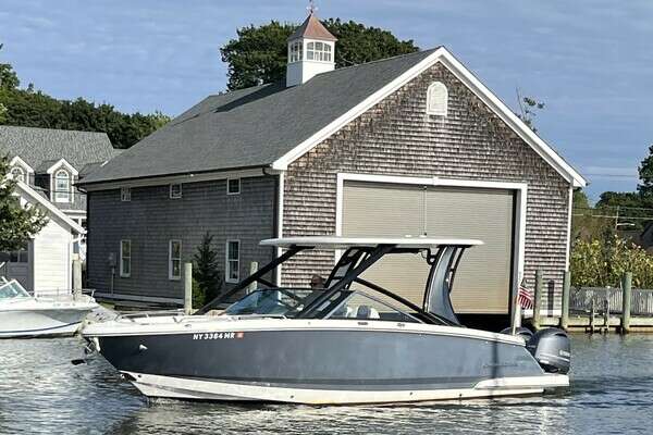 28-ft-Chaparral-2020-280 OSX-Amityville New York United States yacht for sale