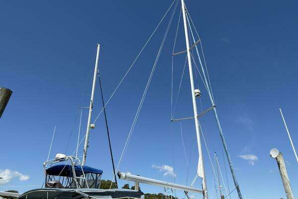 Photo of the 2010 Beneteau Oceanis 43 "Magic Maddie 2"