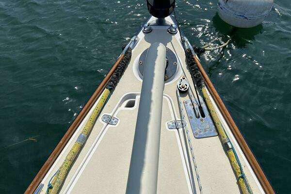 Photo of the 2011 Alerion 33 "GALLUP"