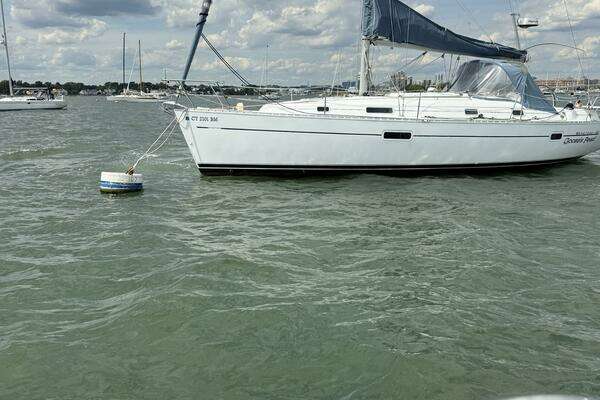 Photo of the 2003 Beneteau 361