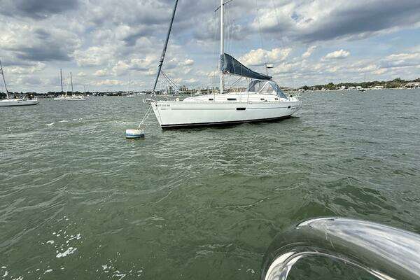 Photo of the 2003 Beneteau 361