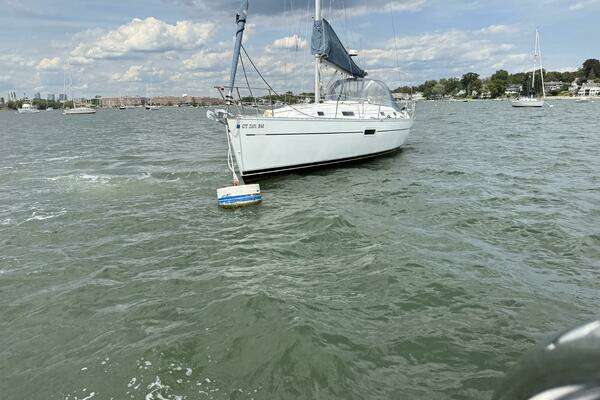 Photo of the 2003 Beneteau 361